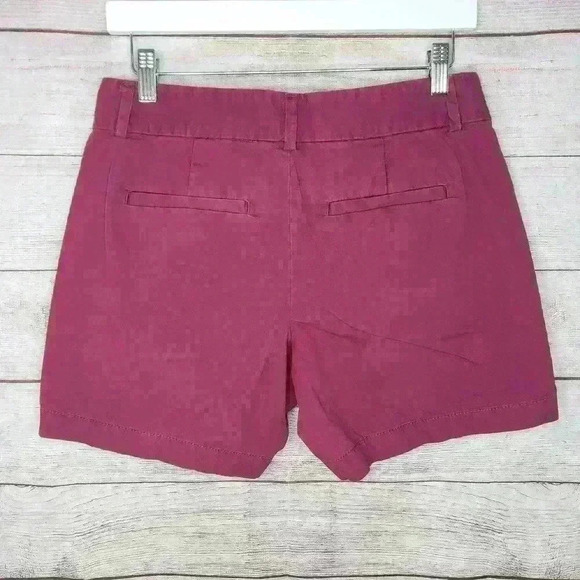 Ann Taylor LOFT maroon cotton shorts 6 inch inseam size 2 - Picture 2 of 8